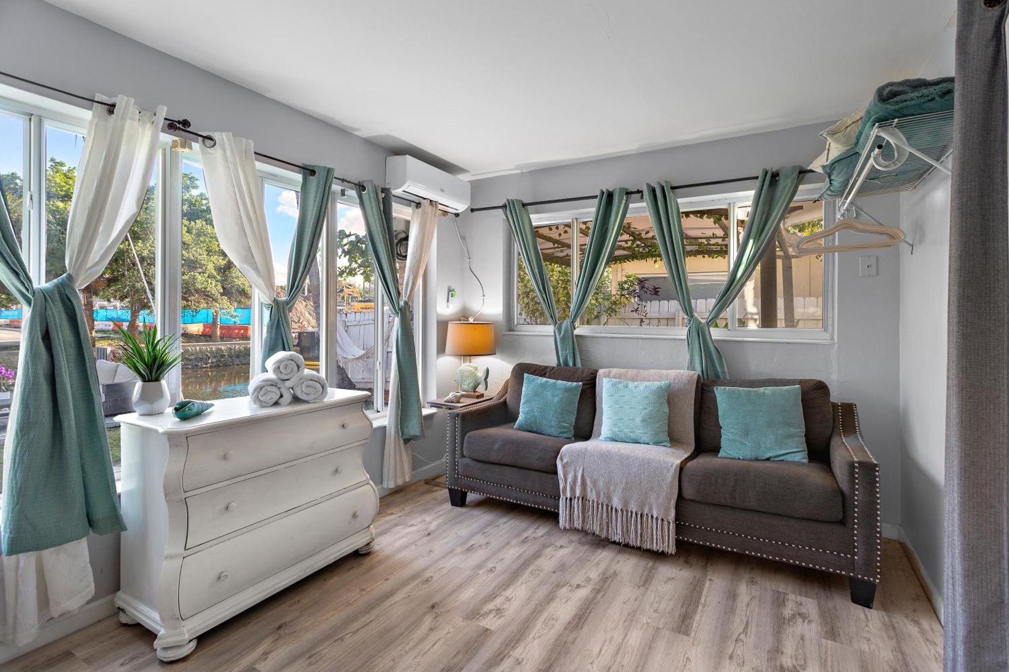 Riverwalk Villa I Private Dock & Hot Tub Fort Lauderdale Exteriör bild