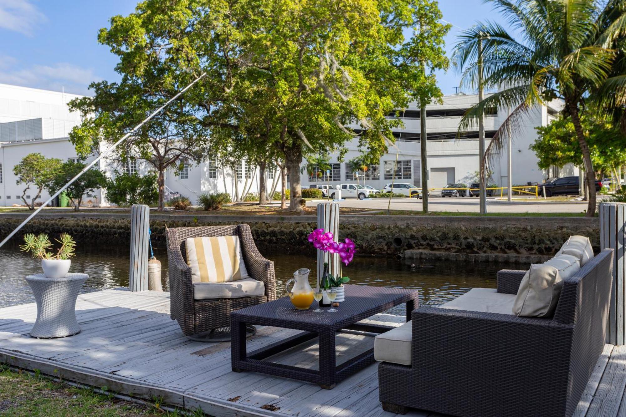 Riverwalk Villa I Private Dock & Hot Tub Fort Lauderdale Exteriör bild